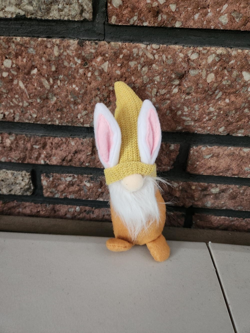 🎉 Yellow Easter Themed Gnome